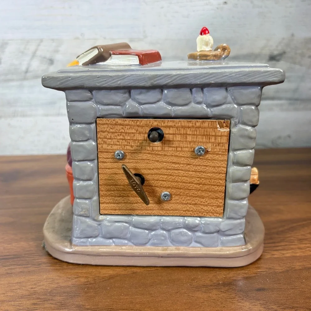 Vintage Christmas Ceramic Music Fireplace 1970's Knitting with the kitty